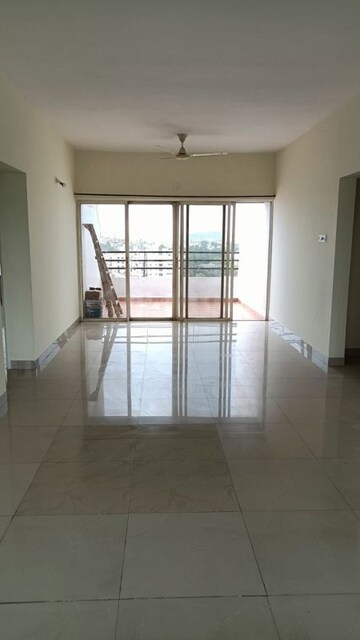 Room in 3 BHK Apartment at Kumar Park Infinia, Fursungi – for Rent