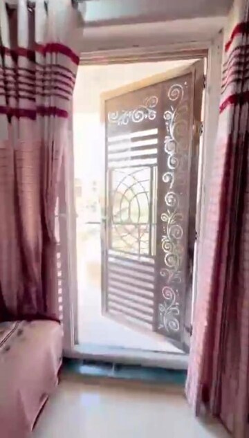  4 BHK Builder Floor at Sector 77 – for Sale