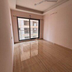 2 BHK Apartment For Rent in Je And Vee Om Trimurti