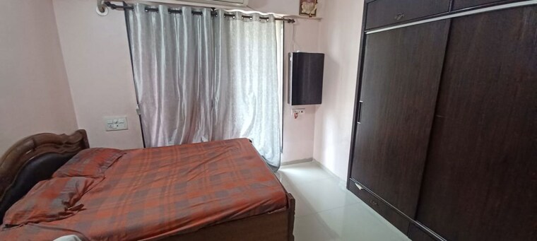 Bedroom, vraj-green-valley 2 Bedroom 800 Sq.Ft. Apartment In Kolshet Industrial Area Thane 10040229