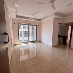2 BHK Apartment For Rent in Je And Vee Om Trimurti