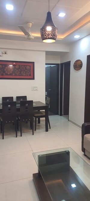 Team Area in 3 BHK Apartment at Bodakdev – for Rent