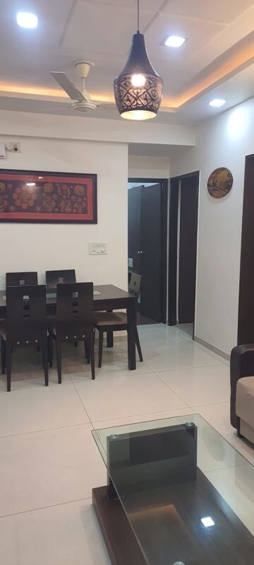 Team Area in 3 BHK Apartment at Bodakdev – for Rent