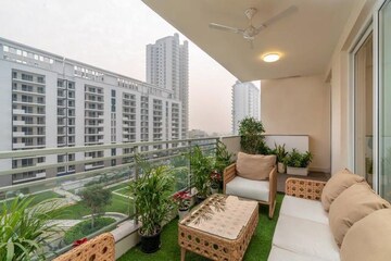 Living Room in 3 BHK Apartment at DLF The Ultima, Sector 81 – for Sale