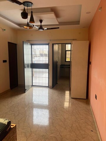 Room in 2 BHK Builder Floor at Indirapuram Shakti Khand 1 – for Rent