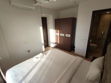 Bedroom in 1 BHK Apartment at Chandak 34 Park Estate, Goregaon West – for Rent