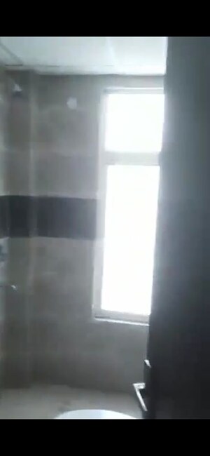 Room in 3 BHK Apartment at Supertech Ecovillage I, Sector 1 Greater Noida – for Rent