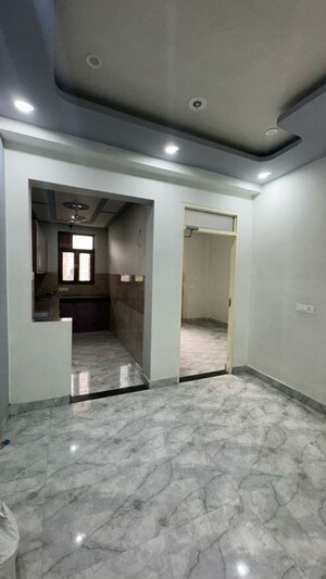 Room in 2 BHK Builder Floor at Palm Residency Chhatarpur, Rajpur Khurd Extension – for Rent