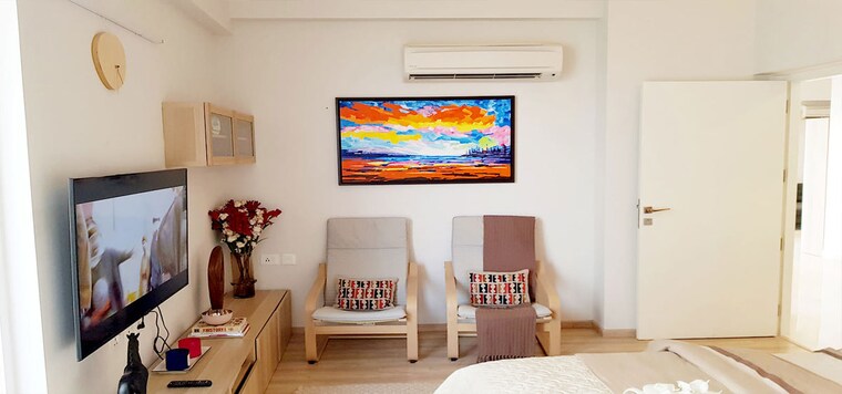 Bedroom, dlf-the-ultima 4 Bedroom 2722 Sq.Ft. Apartment In Sector 81 Gurgaon 10040577