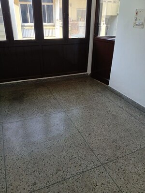 Room in 2 BHK Apartment at Ip Extension – for Rent