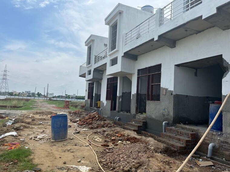 Exterior View, kudi khera 2.5 Bedroom 540 Sq.Ft. Villa In Kudi Khera Greater Noida 10040594