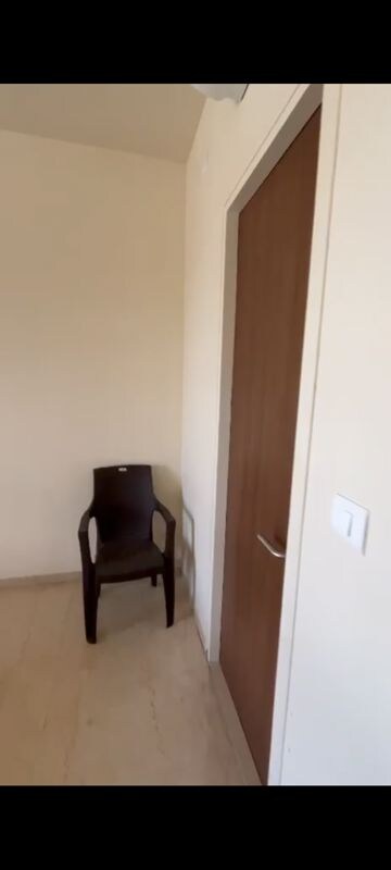 Furnished Amenities in 3 BHK Apartment at Lodha Sterling, Kolshet Road – for Rent