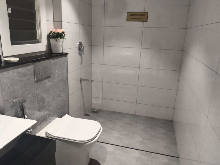 Bathroom, purvankara-emerald-bay 3 Bedroom 1455 Sq.Ft. Apartment In Mundhwa Pune 10038119