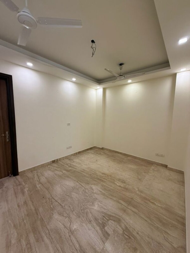 Room, jharoda majra burari 2.5 Bedroom 1016 Sq.Ft. Builder Floor In Jharoda Majra Burari Delhi 10040671