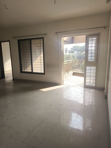 Room in 2 BHK Apartment at Gemini Grand Bay, Manjari – for Sale