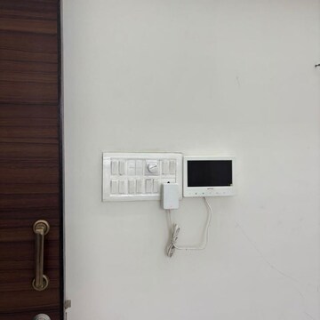 Room in 1 BHK Apartment at Bhoomi Samarth C Wing, Sonawala Industry Estate – for Rent