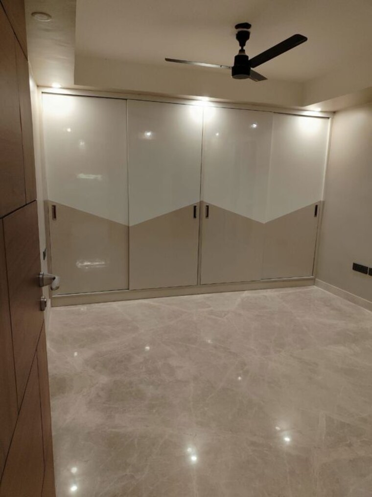Room, dlf phase i 6+ Bedroom 1842 Sq.Ft. Builder Floor In Dlf Phase I Gurgaon 10040800