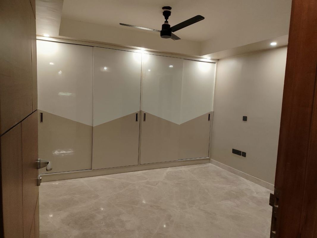6+ BHK + Pooja Room Builder Floor For Sale in DLF Phase I