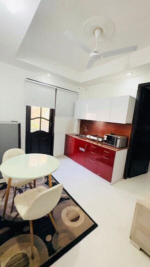 Team Area in 1 BHK Builder Floor at Greater Kailash I – for Rent
