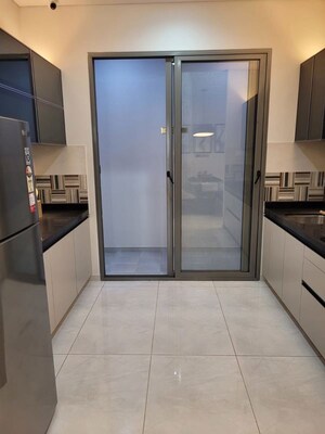 Building Lobby in 3 BHK Apartment at Mantra Magnus, Mundhwa – for Sale