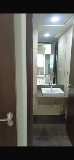 Bathroom in 3.5 BHK Apartment at Lokhandwala Minerva Mahalaxmi, Mahalaxmi – for Sale