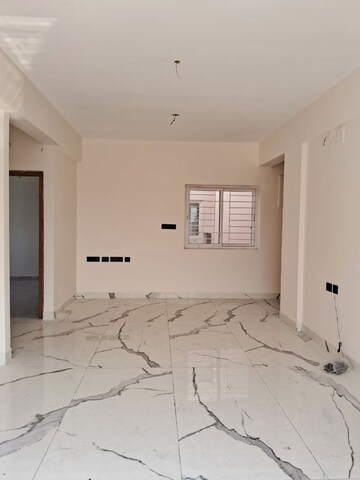 Room in 3 BHK Apartment at Saligramam – for Sale