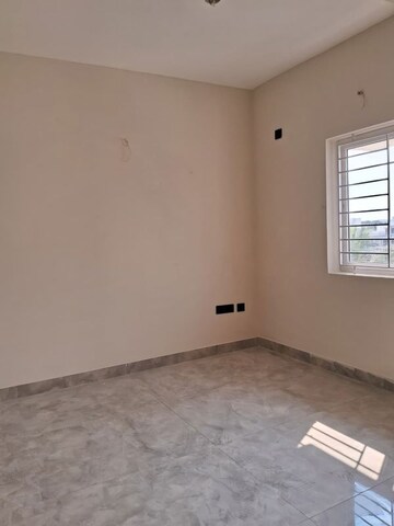 Room in 3 BHK Apartment at Saligramam – for Sale