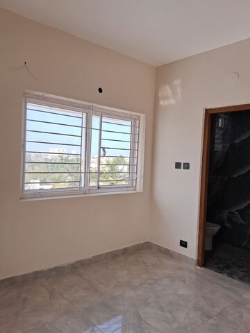 Room in 3 BHK Apartment at Saligramam – for Sale