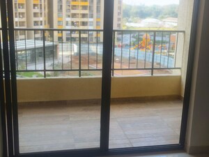 Room in 2 BHK Apartment at Shapoorji Pallonji Joyville Hadapsar Annexe, Hadapsar – for Rent