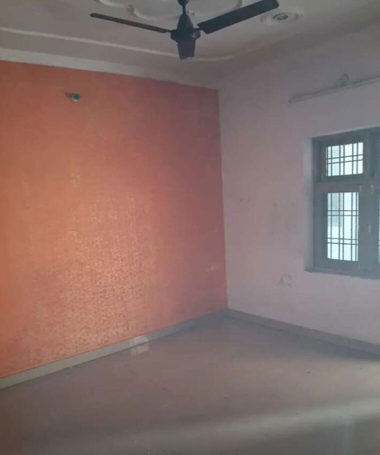 Room, hazratganj 2 Bedroom 1500 Sq.Ft. Apartment In Hazratganj Lucknow 10041290