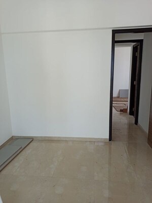 Room in 2 BHK Apartment at Chandak Cornerstone, Worli – for Rent