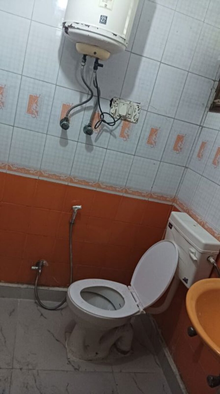 Bathroom, dwarka 2 Bedroom 1186 Sq.Ft. Apartment In Dwarka Delhi 10041268