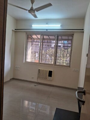 Furnished Amenities in 3 BHK Apartment at Dosti Acres Aster, Wadala East – for Rent