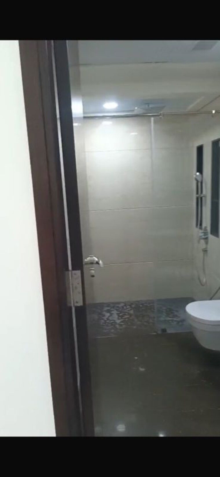 Bathroom, lokhandwala-minerva-mahalaxmi 3.5 Bedroom 2400 Sq.Ft. Apartment In Mahalaxmi Mumbai 10041404