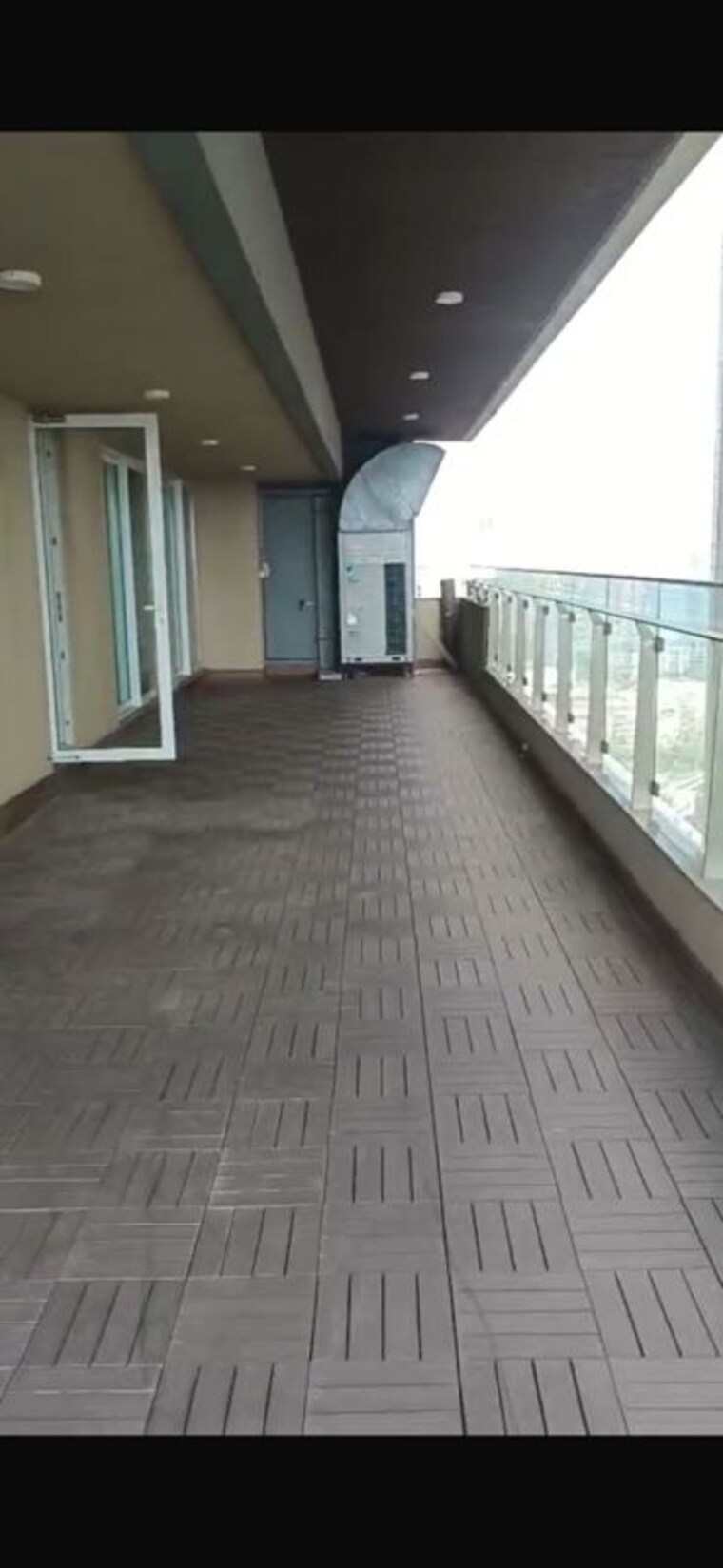 Balcony, lokhandwala-minerva-mahalaxmi 3.5 Bedroom 2400 Sq.Ft. Apartment In Mahalaxmi Mumbai 10041404