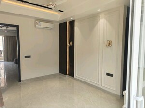 Room in 3 BHK Apartment at Anant Raj Ashok Estate, Sector 63a – for Rent