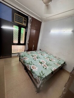 1 BHK + Pooja Room Builder Floor For Rent in Sarita Vihar