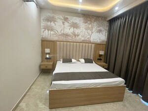 Bedroom in 2 BHK Builder Floor at Hong Kong Bazaar, Sector 57 – for Rent