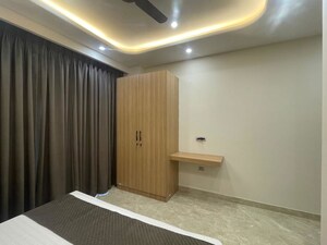 Bedroom in 2 BHK Builder Floor at Hong Kong Bazaar, Sector 57 – for Rent