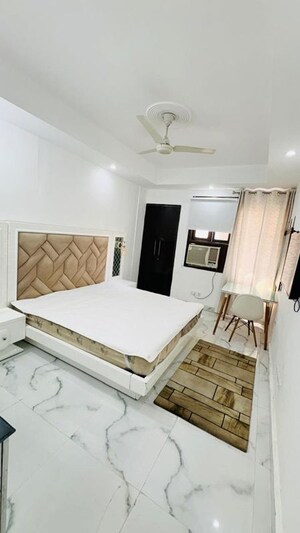 Team Area in 1 RK Builder Floor at Greater Kailash I – for Rent