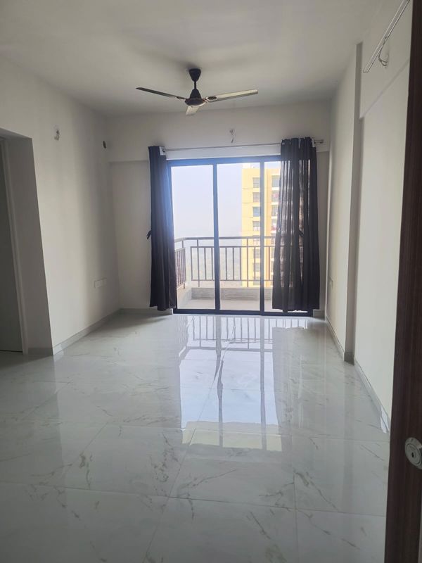 2 BHK + Extra Room Apartment For Rent in Runwal Gardens