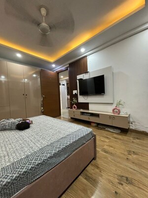Bedroom in 2 BHK Builder Floor at Saket – for Rent