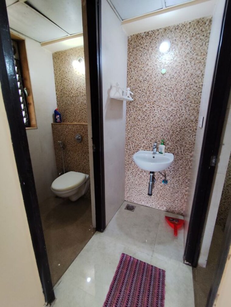 Bathroom, lodha-lakeshore-greens 1 Bedroom 334 Sq.Ft. Apartment In Dombivli East Thane 10041838