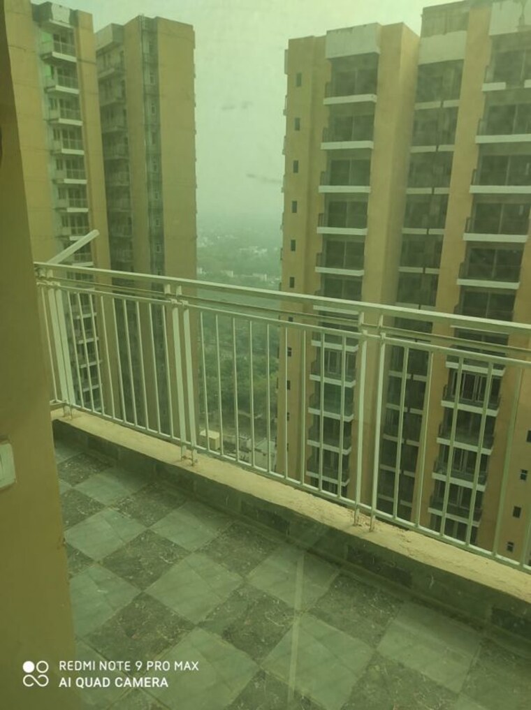 Balcony, sds-nri-residency-omega-ii 3.5 Bedroom 1695 Sq.Ft. Apartment In Omega Ii Greater Noida Greater Noida 10041862