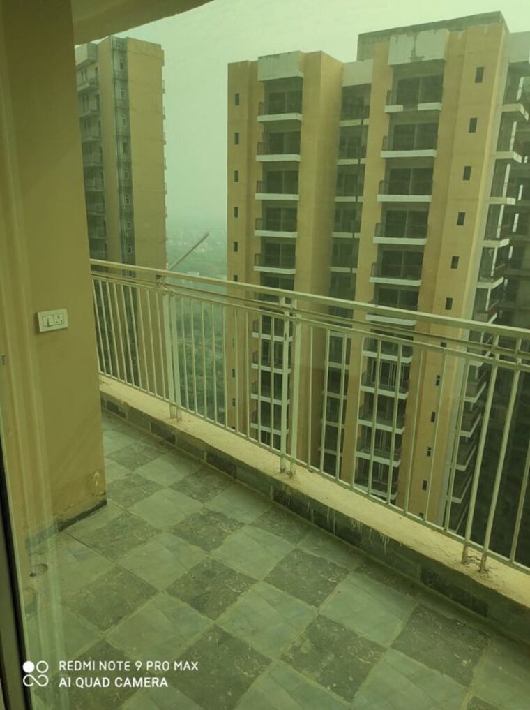 Balcony, sds-nri-residency-omega-ii 3.5 Bedroom 1695 Sq.Ft. Apartment In Omega Ii Greater Noida Greater Noida 10041862