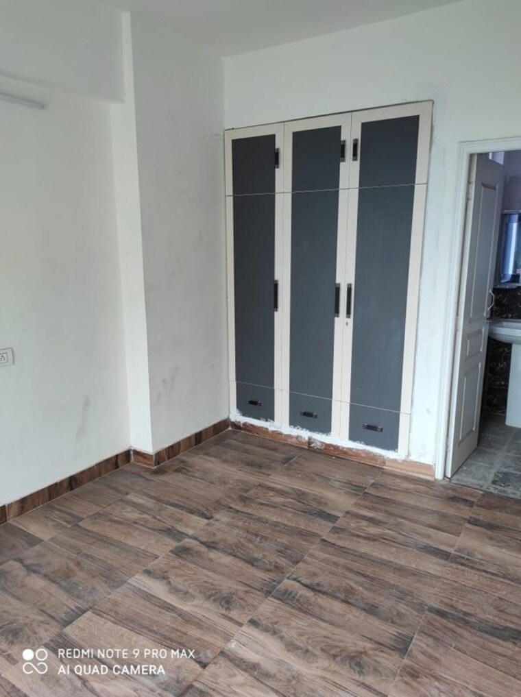 Room, sds-nri-residency-omega-ii 3.5 Bedroom 1695 Sq.Ft. Apartment In Omega Ii Greater Noida Greater Noida 10041862