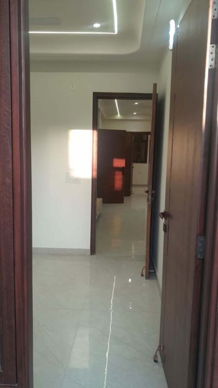 Room, smart-lane 3 Bedroom 1200 Sq.Ft. Builder Floor In Niti Khand Ghaziabad 10041995