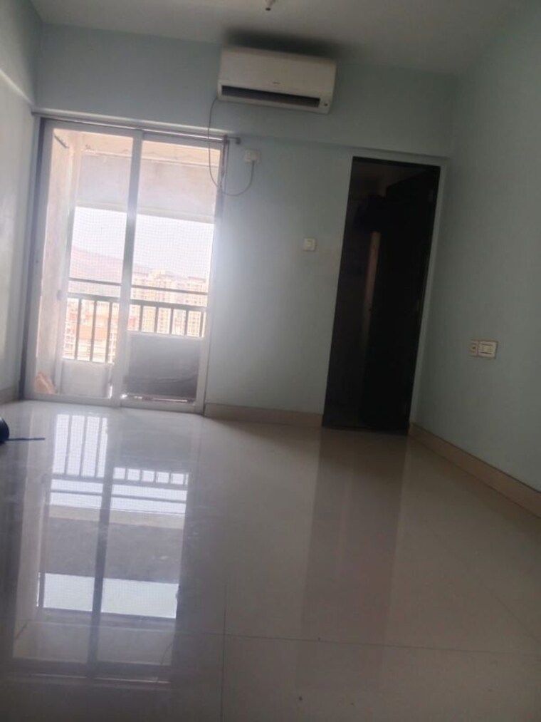 Room, cosmos-regency-kavesar 3 Bedroom 1500 Sq.Ft. Apartment In Kavesar Thane 10041997