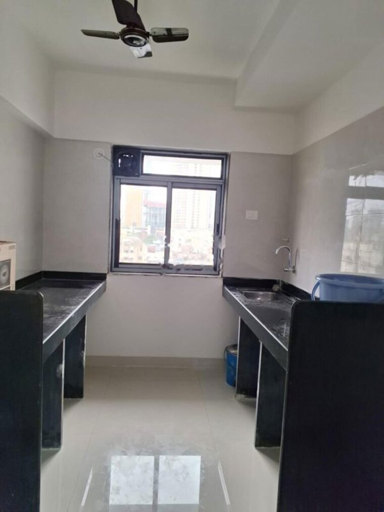 Kitchen, uk-iridium 1 Bedroom 395 Sq.Ft. Apartment In Kandivali East Mumbai 10041986