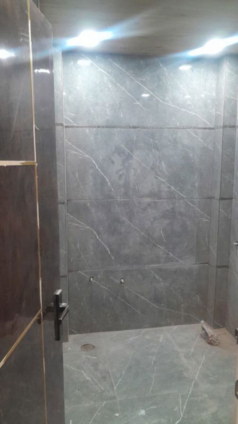 Bathroom, smart-lane 3 Bedroom 1200 Sq.Ft. Builder Floor In Niti Khand Ghaziabad 10042067